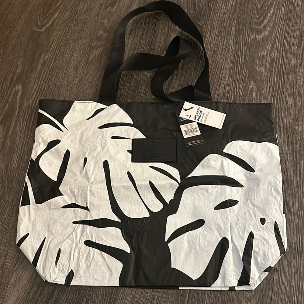 Aloha Monstera Day Tripper Tote